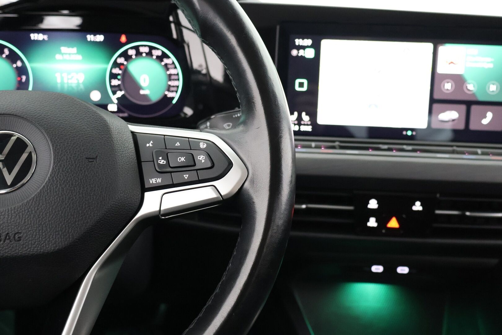 Volkswagen Golf 2021 Variant Style 1,5 eTSI 110 kW (MHEV) DSG - Webasto | ACC | P-kamera | Matrix-LED | Harman/Kardon | HUD | Vetokoukku | 
