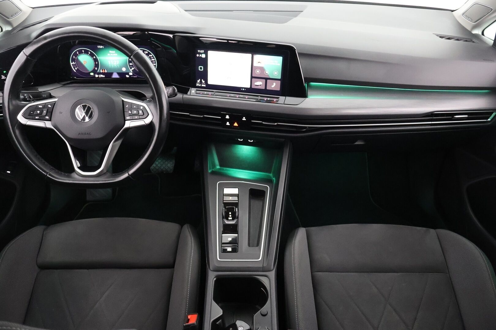 Volkswagen Golf 2021 Variant Style 1,5 eTSI 110 kW (MHEV) DSG - Webasto | ACC | P-kamera | Matrix-LED | Harman/Kardon | HUD | Vetokoukku | 