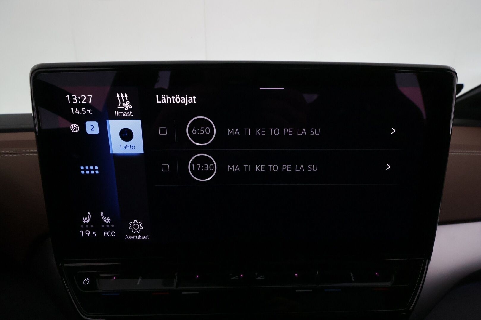 Volkswagen ID.4 2021 Pro Performance Max 150kW *HUD / Lasikatto / ILP / Koukku / ACC / Matrix-LED / 360° / Hierovat Sportpenkit Muistilla* - 1-om Suomi-auto / Akku kuntotarkastettu / Kahdet Renkaat / Merkkihuollettu! / *HUIPPU VARUSTEET*
