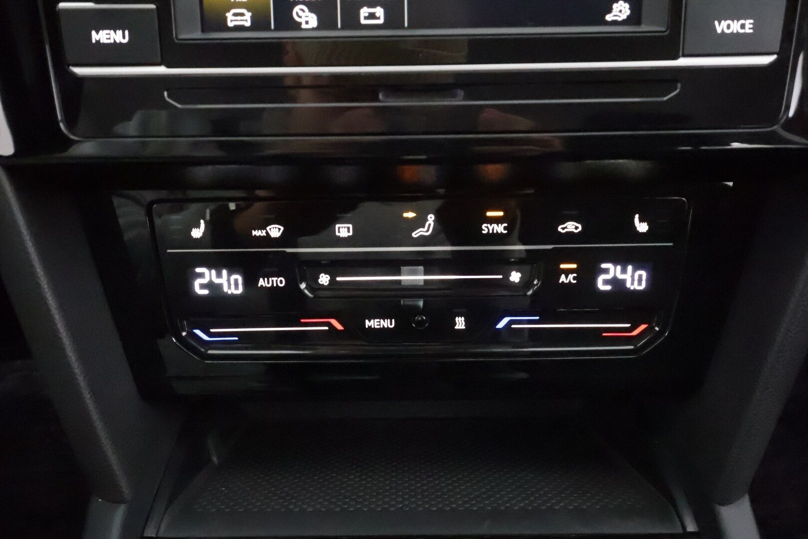 Volkswagen Passat 2021 Variant 1,5 TSI EVO 110 kW DSG * Webasto / ACC / LED / P.tutkat / Kaistavahti * - 1-om Suomi-auto / Kahdet renkaat 