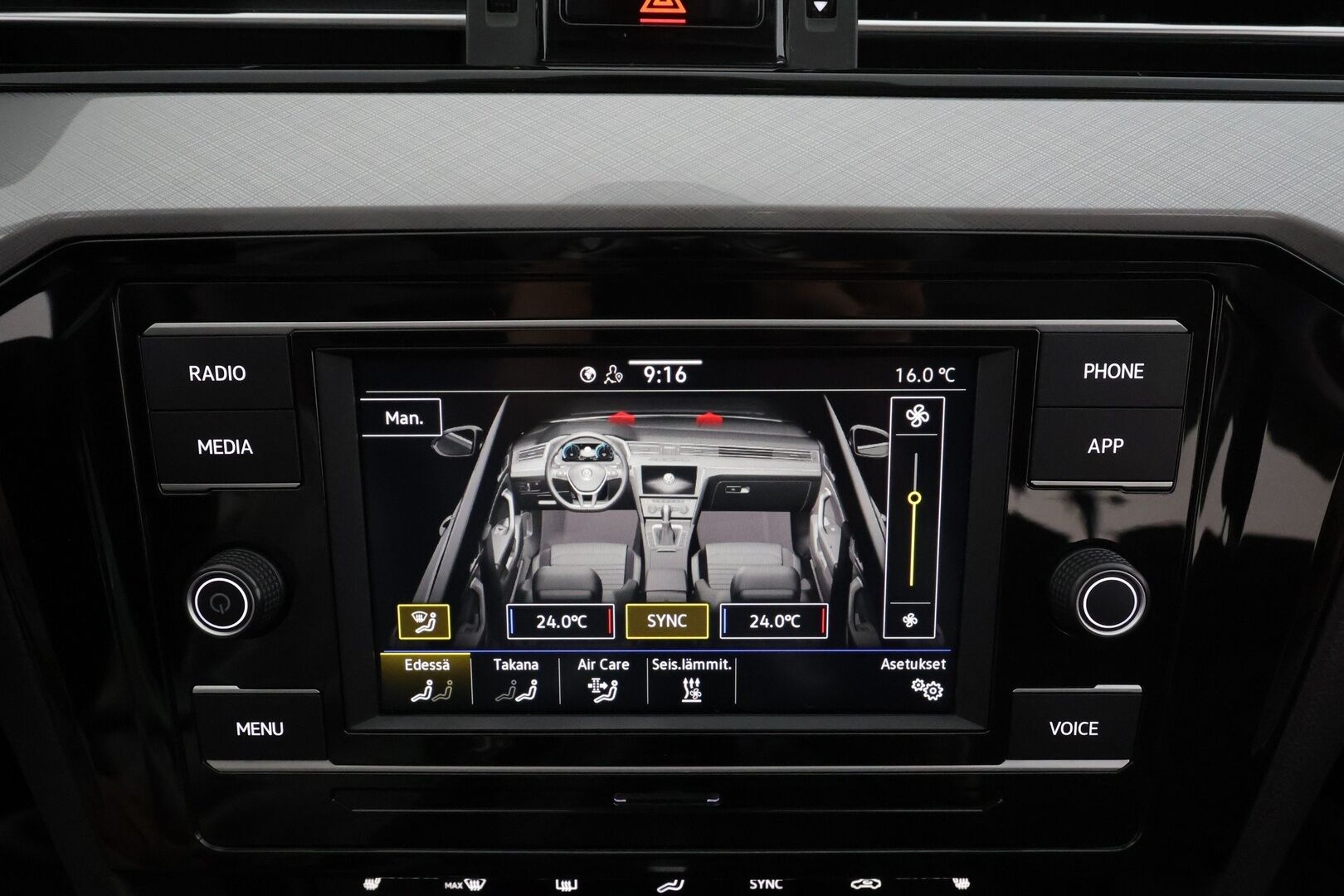 Volkswagen Passat 2021 Variant 1,5 TSI EVO 110 kW DSG * Webasto / ACC / LED / P.tutkat / Kaistavahti * - 1-om Suomi-auto / Kahdet renkaat 