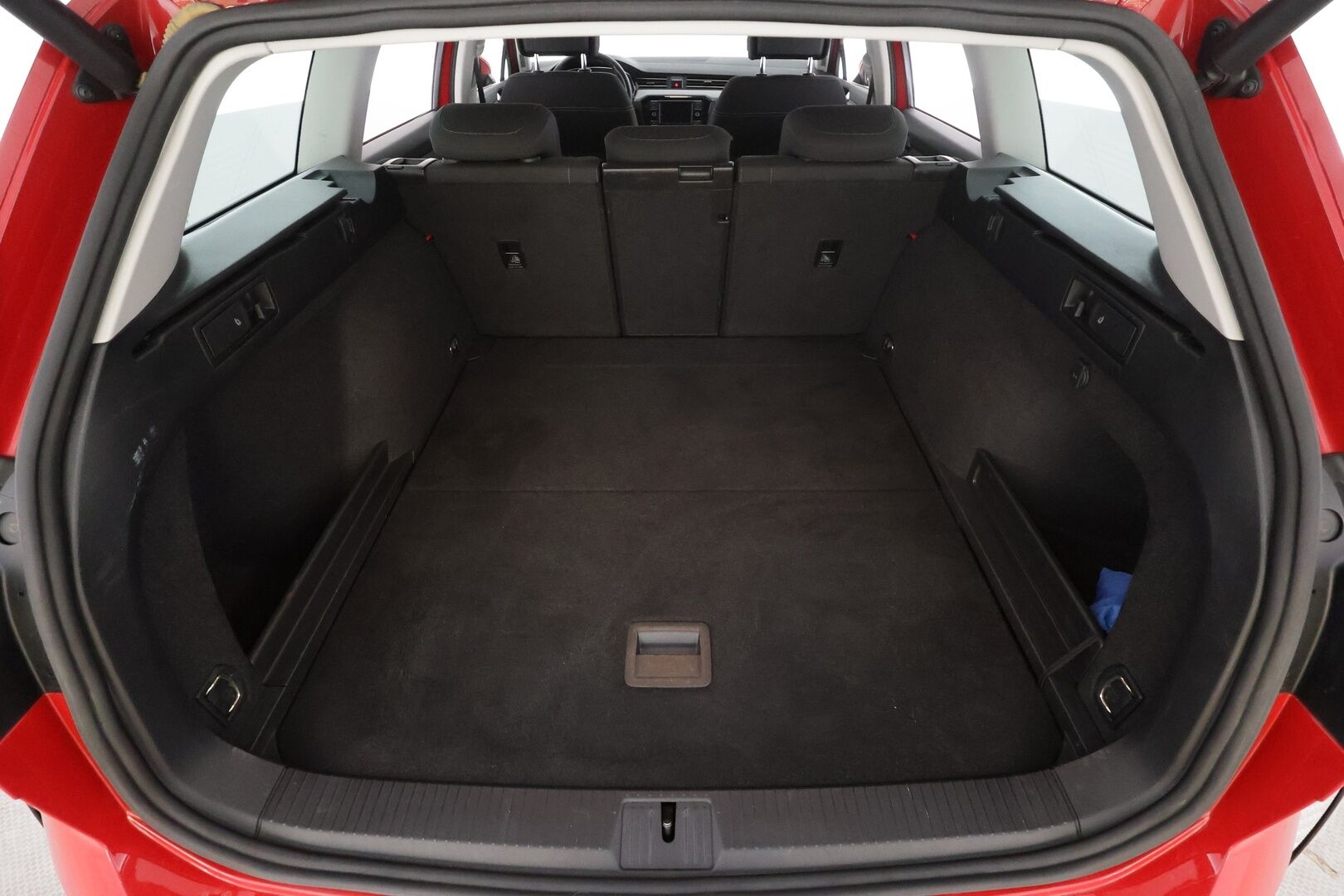 Volkswagen Passat 2021 Variant 1,5 TSI EVO 110 kW DSG * Webasto / ACC / LED / P.tutkat / Kaistavahti * - 1-om Suomi-auto / Kahdet renkaat 