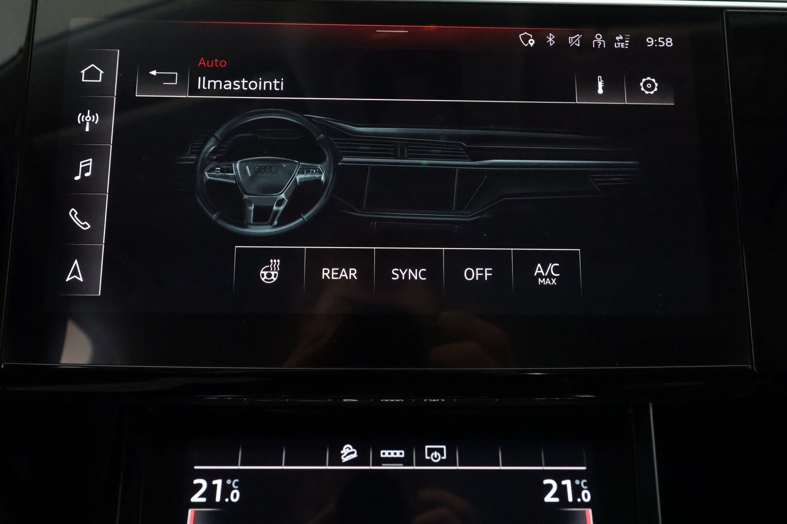 Audi e-tron 2021 Sportback 55 quattro - | Koukku | ACC | 360 | Sporttipenkit | LED | Night Vision | Kaistavahti | Katveavustin | Kahdet renkaat | Suomi-auto | Merkkihuollot |