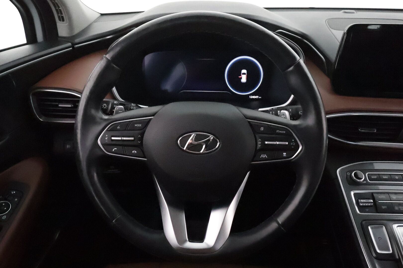 Hyundai Santa Fe 2021 1.6 T-GDI 265 hv Plug in 4WD 6AT Style 7P **ACC / 360° / KRELL / Koukku / Sähköpenkit / LED / Navi / KeylessGo** - 3,99 % KORKOTARJOUS TÄHÄN AUTOON 7.9. ASTI! - Suomi-auto / Kahdet renkaat aluvanteilla / Merkkihuollettu