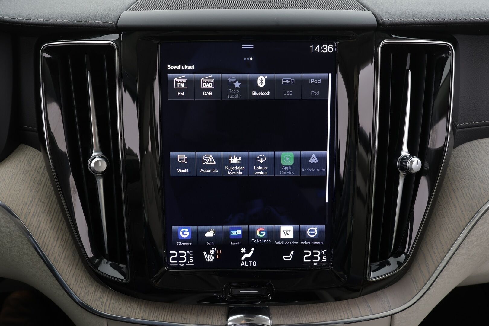 Volvo XC60 2021 B4 AWD D-MHEV Business Inscription aut * ACC / 360° / Full LED / Navi / Webasto / Muistipenkki / Vaaleat nahat / Koukku * - 1.Om Suomi-auto / Kahdet renkaat aluvanteilla / Merkkihuollettu - HULLU BLACKWEEK KORKOTARJOUS 2,49%