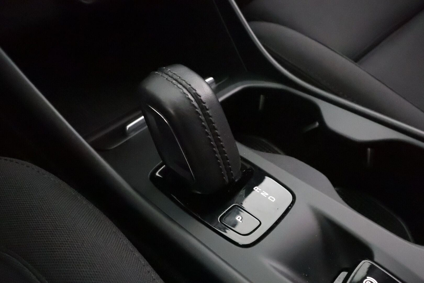 Volvo XC40 2021 B4 MHEV Business aut / 1.Om Suomi-auto / Pa-lisälämmitin / VOC / ACC / Peruutustutka - HULLU BLACKWEEK KORKOTARJOUS 2,49%