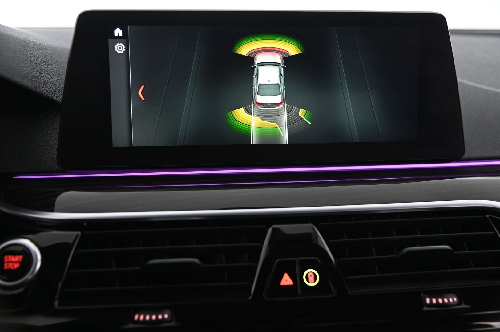 BMW 530 2017 G30 A Charged Edition M-Sport *ACC / HUD / Adapt. Ledit / Lämmitettävä ratti* - Akku kuntotarkastettu! / Näyttävä yksilö hyvillä varusteilla! / 2xrenkaat vanteilla* - Osta nyt, maksa vasta ensi vuonna