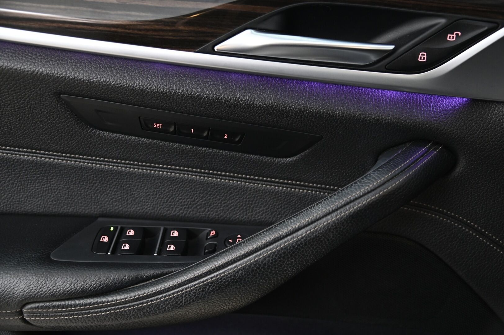 BMW 530 2017 G30 A Charged Edition M-Sport *ACC / HUD / Adapt. Ledit / Lämmitettävä ratti* - Akku kuntotarkastettu! / Näyttävä yksilö hyvillä varusteilla! / 2xrenkaat vanteilla* - Osta nyt, maksa vasta ensi vuonna