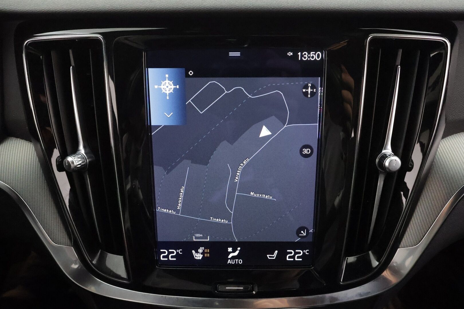 Volvo V60 2021 B4 MHEV Business R-Design aut * ACC / H&K / Webasto / Koukku / Full LED / P.kamera / Muistipenkki / Navi / Sporttipenkit / Keyless * - 1.Om Suomi-auto / Kahdet renkaat aluvanteilla / Merkkihuollettu