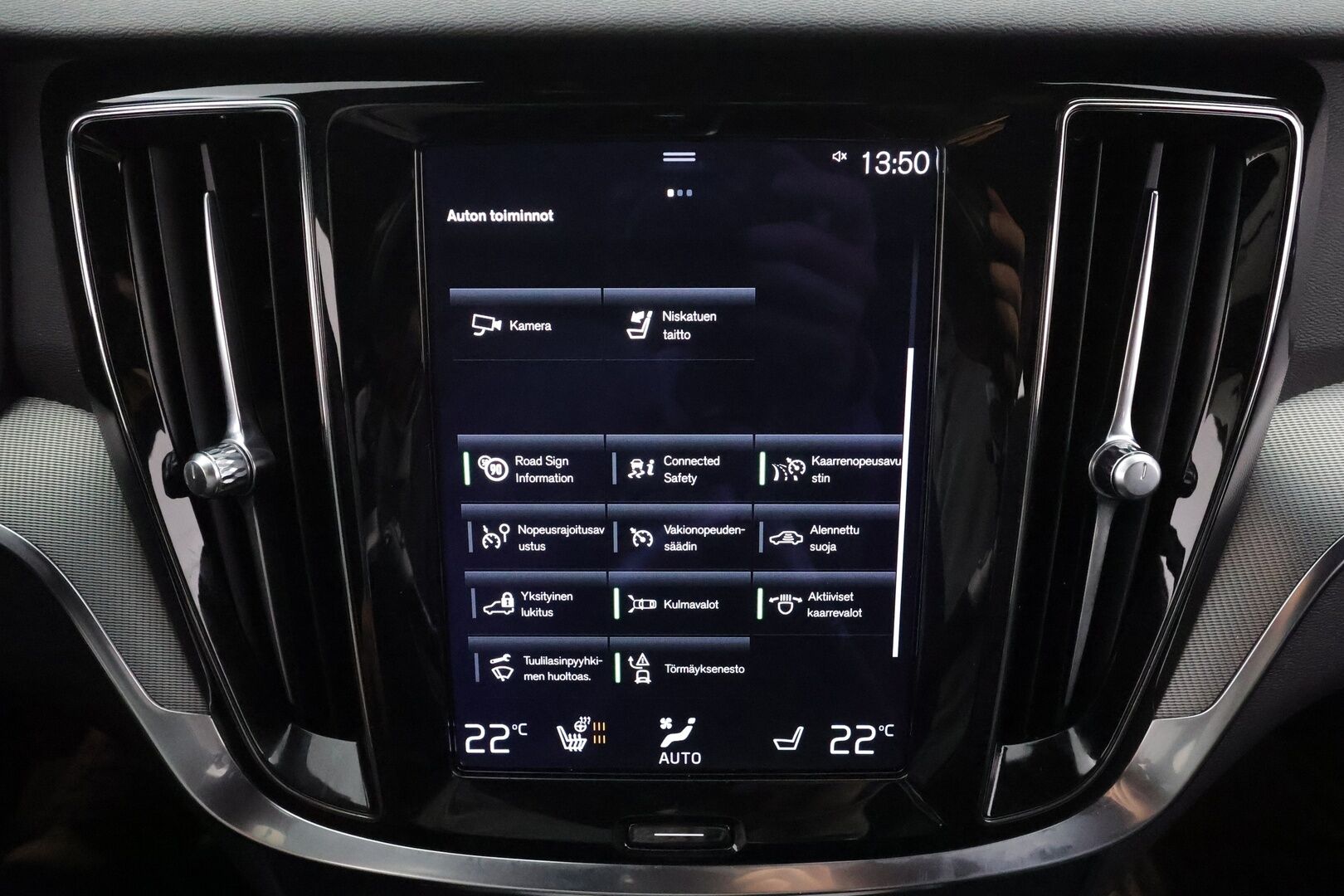 Volvo V60 2021 B4 MHEV Business R-Design aut * ACC / H&K / Webasto / Koukku / Full LED / P.kamera / Muistipenkki / Navi / Sporttipenkit / Keyless * - 1.Om Suomi-auto / Kahdet renkaat aluvanteilla / Merkkihuollettu