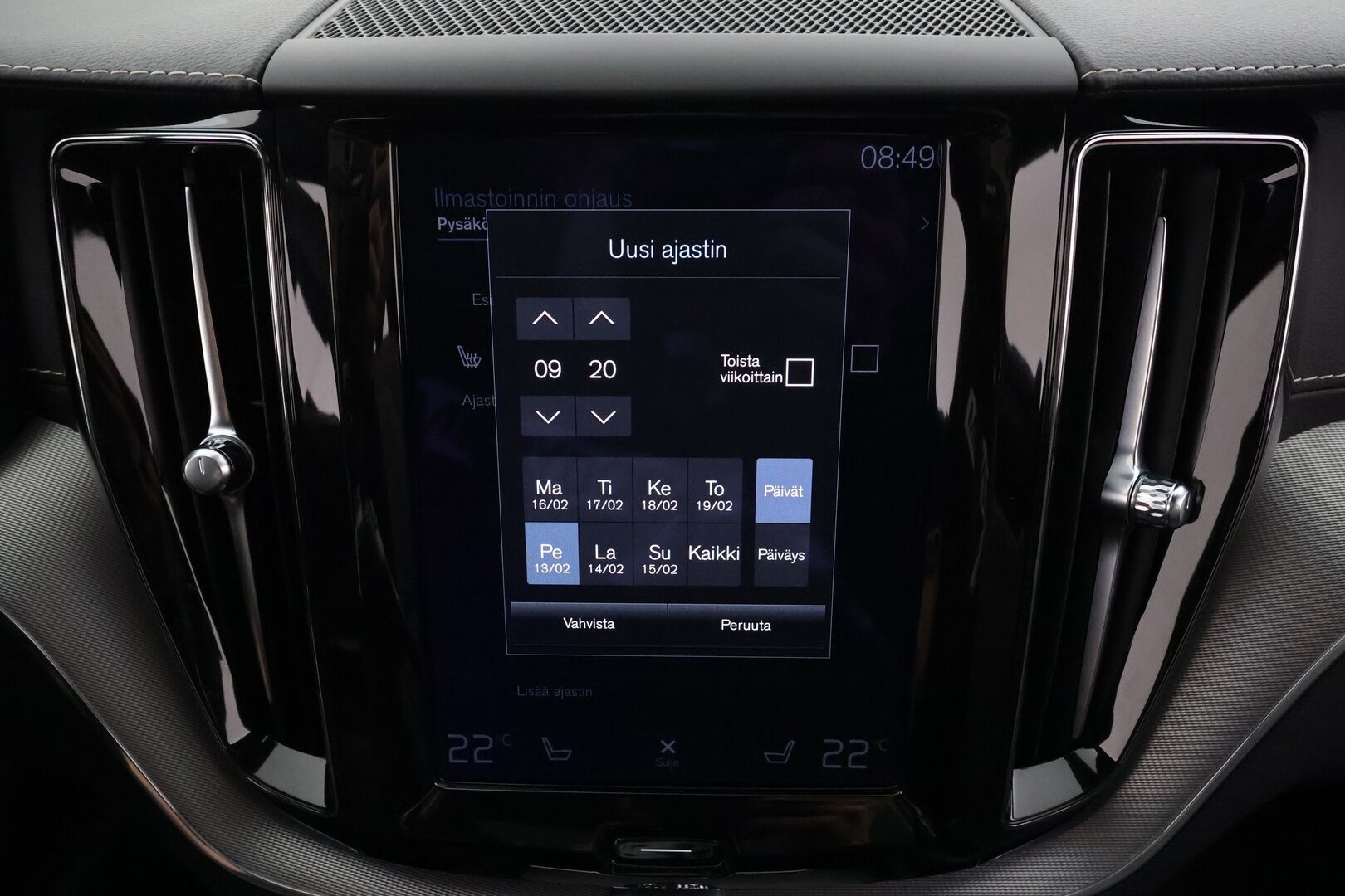 Volvo XC60 2021 T6 TwE AWD Business R-Design aut. * ACC / P.kamera / Webasto / Panorama / H&K / Muistipenkki / Full LED / Koukku * - 1.Om Suomi-auto / Akku kuntotarkastettu / Kahdet renkaat aluvanteilla / Merkkihuollettu