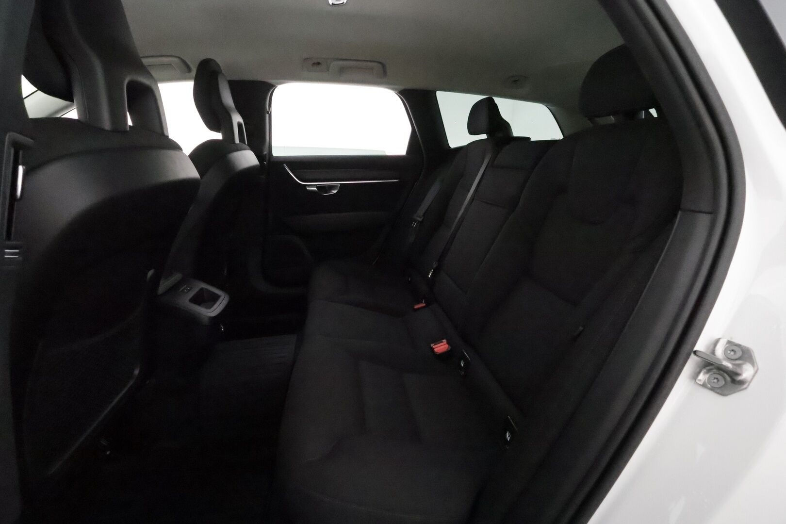 Volvo V90 Cross Country 2018 D4 AWD **Adapt.vakkari / Koukku / Webasto / P.kamera / Ratinlämmitin**