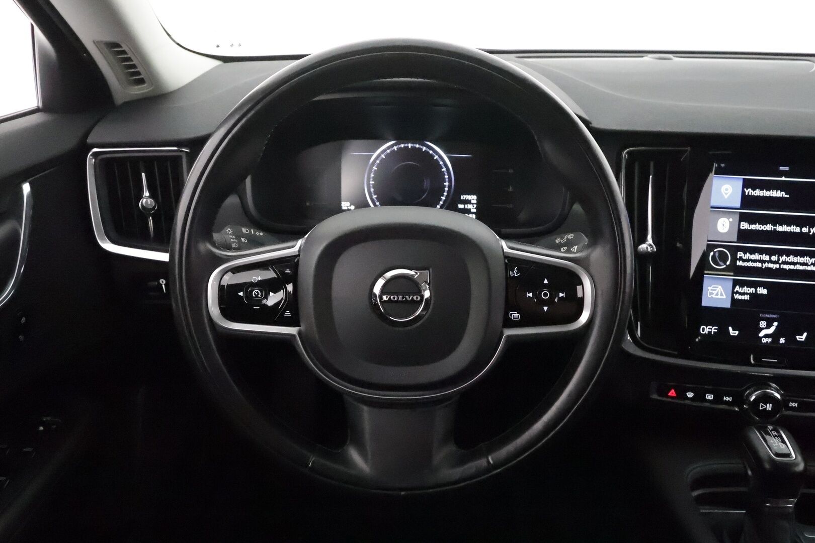 Volvo V90 Cross Country 2018 D4 AWD **Adapt.vakkari / Koukku / Webasto / P.kamera / Ratinlämmitin**
