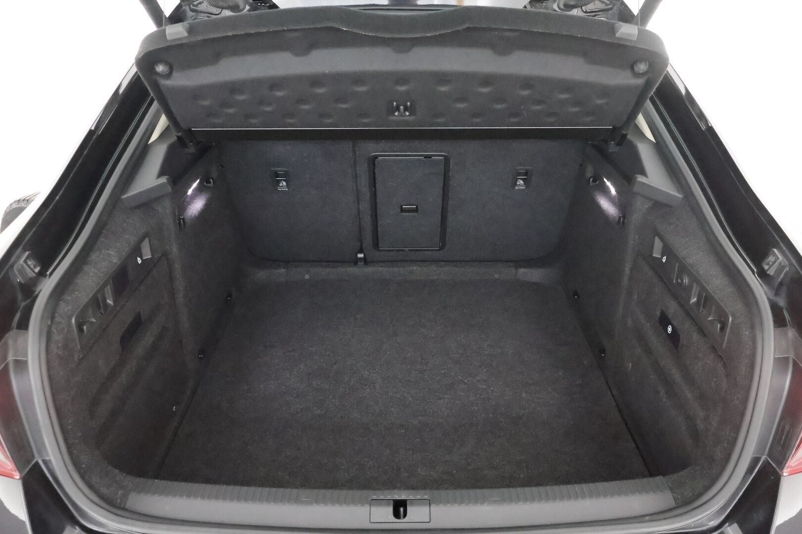 Skoda Superb 2021 1,5 TSI ACT Style DSG Autom.** Facelift / Matrix-LED / Muistipenkit / Canton / Adapt.vakkari / P.kamera / KeyLess - 1-om Suomi-auto / Webasto / Merkkihuollettu / Aple&Android