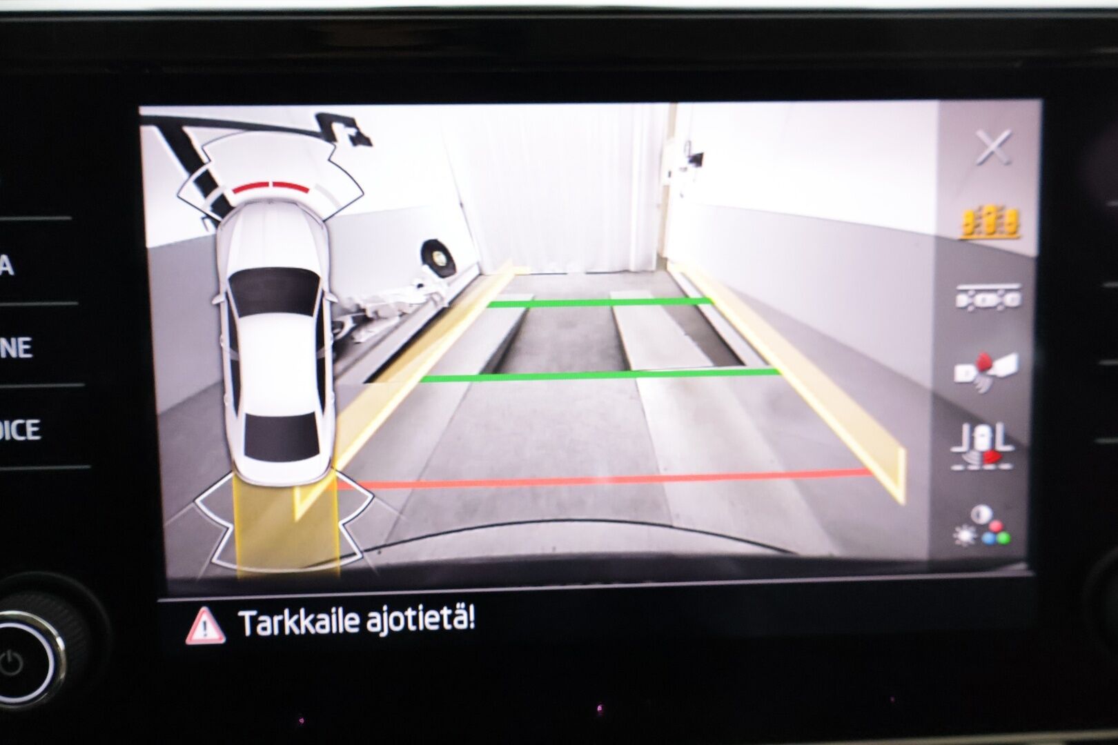 Skoda Superb 2021 1,5 TSI ACT Style DSG Autom.** Facelift / Matrix-LED / Muistipenkit / Canton / Adapt.vakkari / P.kamera / KeyLess - 1-om Suomi-auto / Webasto / Merkkihuollettu / Aple&Android