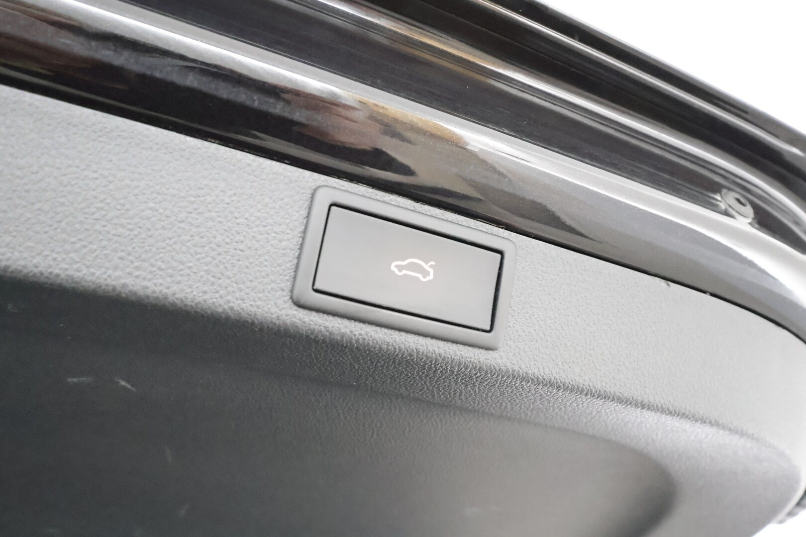 Skoda Octavia 2021 Combi 2.0 TDI 150 4x4 Style DSG  * ACC / Webasto / Koukku / Matrix-LED / P.kamera / Apple&Android * - Kahdet Renkaat / Suomi-auto