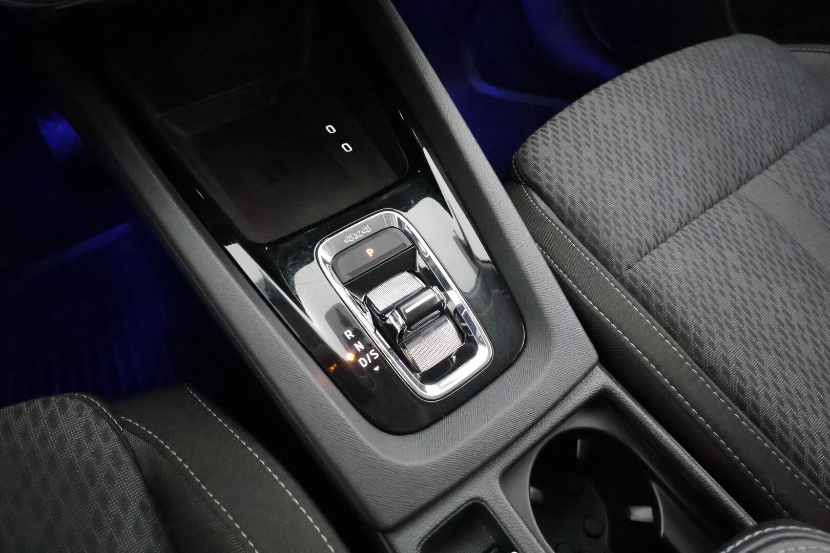 Skoda Octavia 2021 Combi 2.0 TDI 150 4x4 Style DSG  * ACC / Webasto / Koukku / Matrix-LED / P.kamera / Muistipenkki / Apple&Android * - Kahdet Renkaat / Suomi-auto