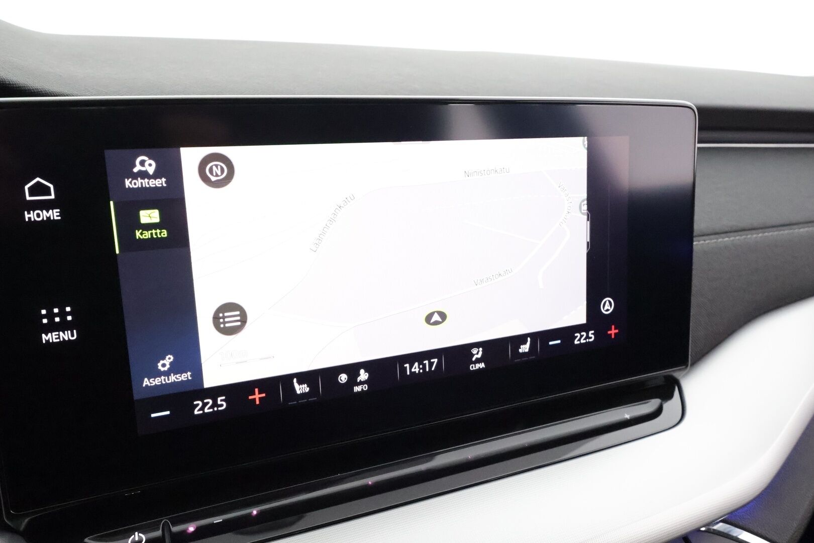 Skoda Octavia 2021 Combi 2.0 TDI 150 4x4 Style DSG  * ACC / Webasto / Koukku / Matrix-LED / P.kamera / Muistipenkki / Apple&Android * - Kahdet Renkaat / Suomi-auto - HULLUT AVAJAISHULINAT KORKOTARJOUS 3,29 %