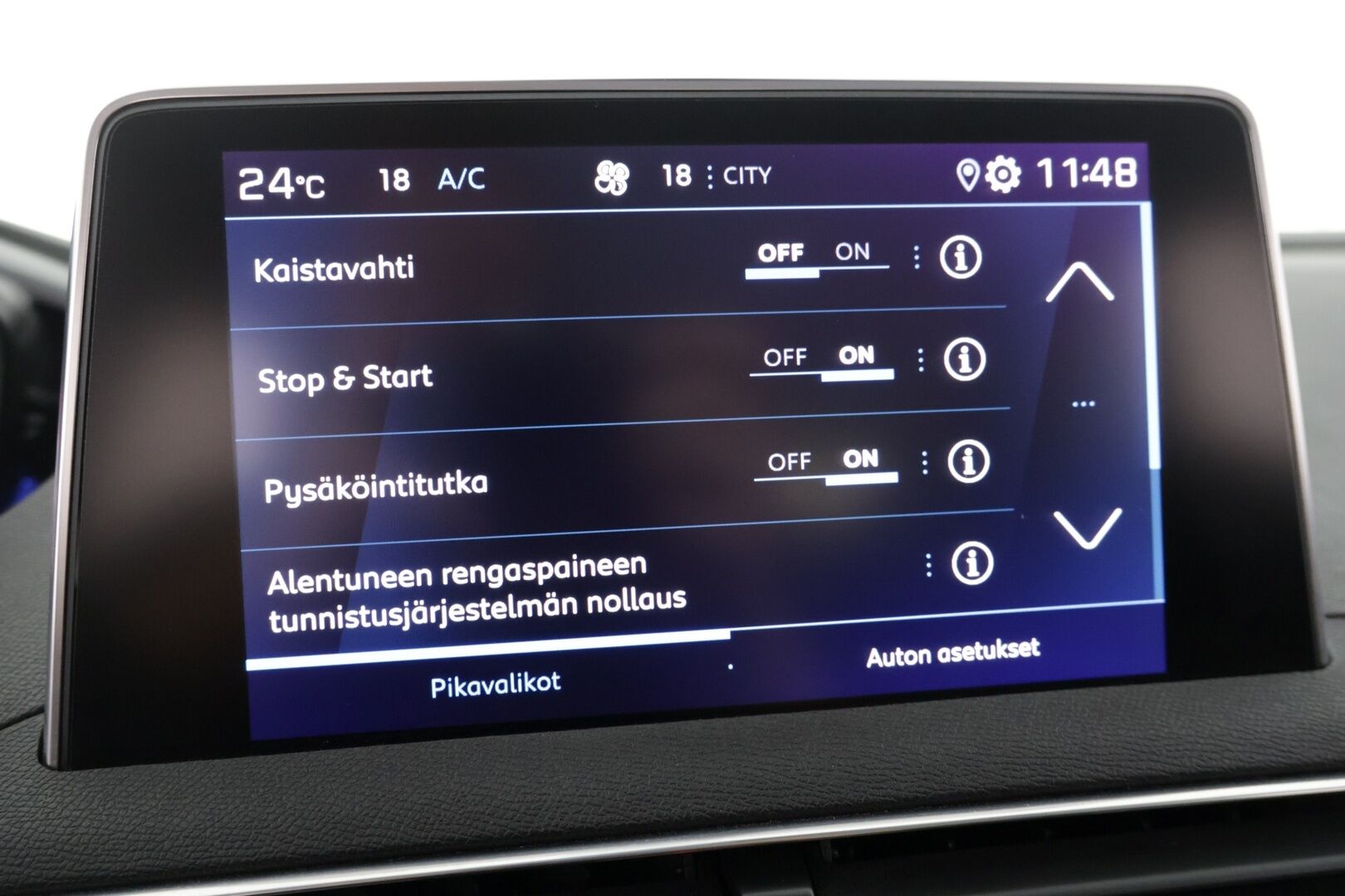 Peugeot 3008 2021 Active PureTech 130 EAT8 - Suomi-auto / Lohkolämmitin / Digimittaristo / P.Kamera / Vakkari