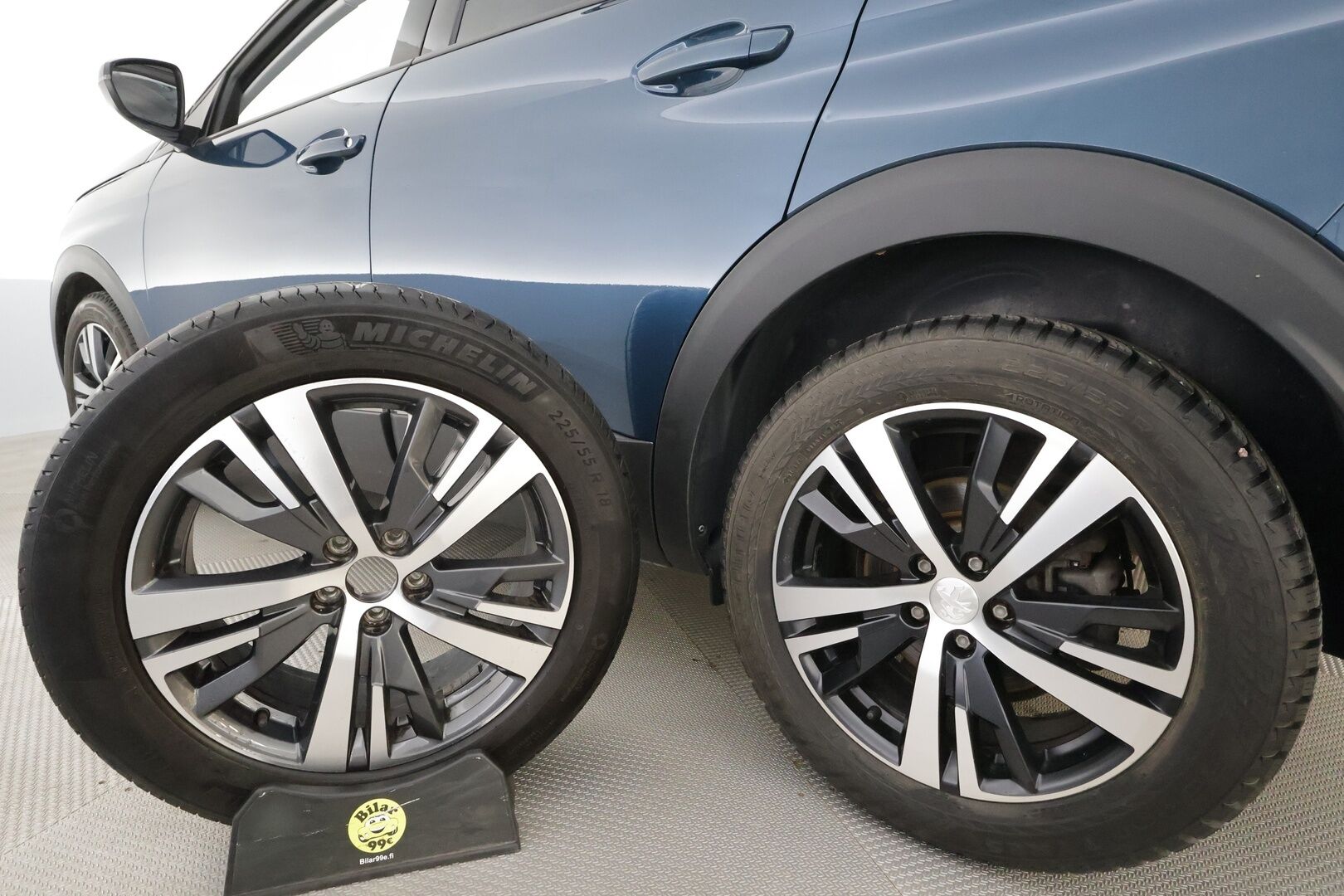 Peugeot 3008 2021 Allure 210 Anniversary BlueHDi 130 EAT8 * ACC / LED / P.Kamera / Kaistavahti / Navi / Keyless * - KATSO MIHIN HINTAAN! / 1-om Suomi-auto / Kahdet renkaat aluvanteilla / Juuri huollettu / Alv - HULLUT AVAJAISHULINAT KORKOTARJOUS 3,29 %