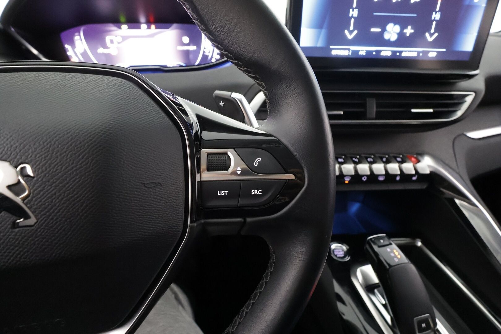 Peugeot 3008 2021 Allure 210 Anniversary BlueHDi 130 EAT8 * ACC / LED / P.Kamera / Kaistavahti / Navi / Keyless * - 1-om Suomi-auto / Kahdet renkaat aluvanteilla