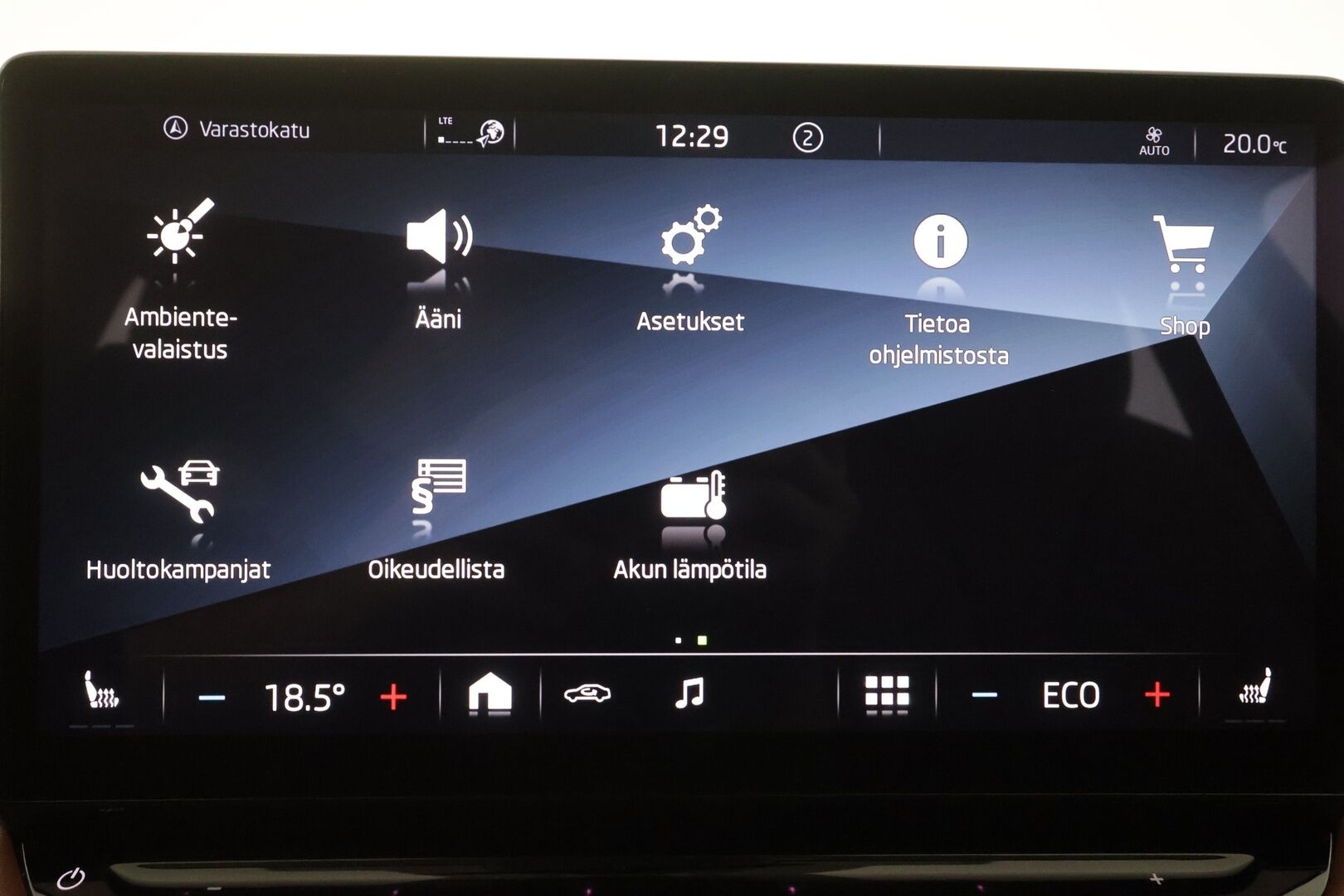 Skoda Enyaq 2021 80 Launch Edition iV - | ILP | ACC | P.Kamera | Nahkaverhoilu | LED | Kaistavahti | Navi | Keyless | Ratinlämmitys | Digimittaristo | 1-om Suomi-auto | 2x Latauskaapelit | Merkkihuollot | Kahdet renkaat |