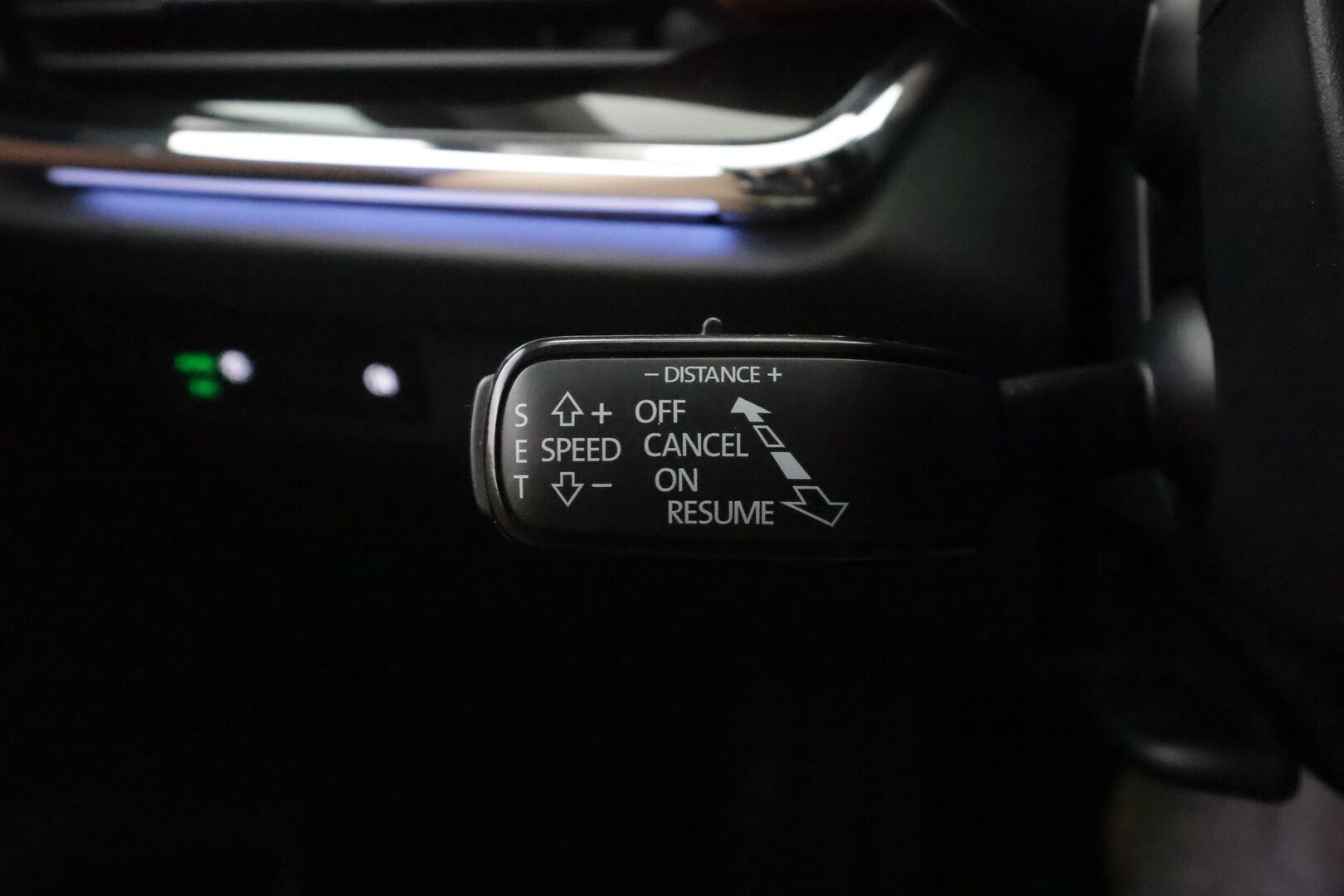 Skoda Enyaq 2021 80 Launch Edition iV - | ILP | ACC | P.Kamera | Nahkaverhoilu | LED | Kaistavahti | Navi | Keyless | Ratinlämmitys | Digimittaristo | 1-om Suomi-auto | 2x Latauskaapelit | Merkkihuollot | Kahdet renkaat |