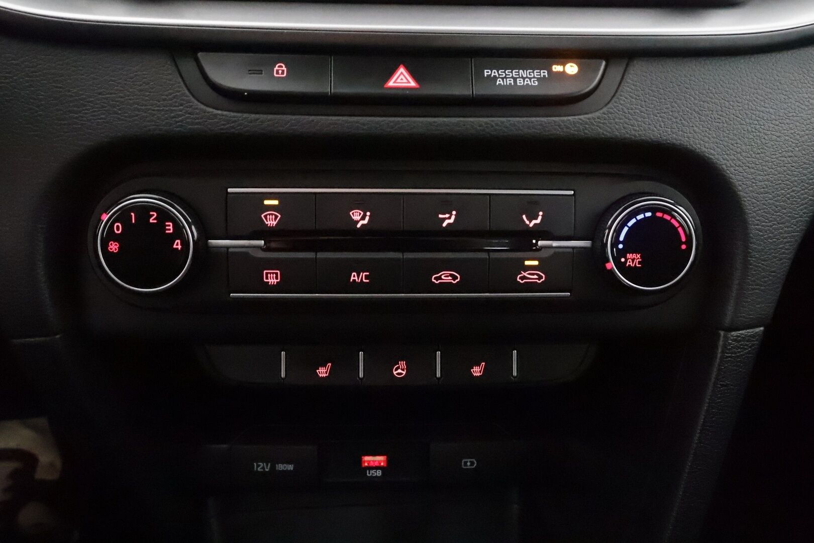 Kia Ceed 2021 1,0 T-GDI 100hv LX SW - | Vakkari | Lane Assist | Hätäjarrutusavustin | Lämm. ratti | Lohko+sisälämmitin | P.tutka | Bluetooth | Aut. pitkät | 2x renkaat | 