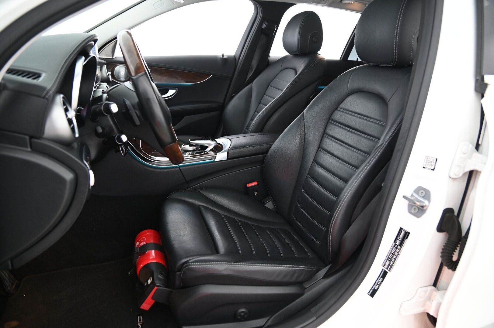 Mercedes-Benz C 2017 250 BlueTec T A 4MATIC Premium Business * Panorama / koukku / Webasto / Burmester / Vakkari / AMG Ulko / 360 Kamera * - Blis / 2x avain / 2x Renkaat / P-Tutka 