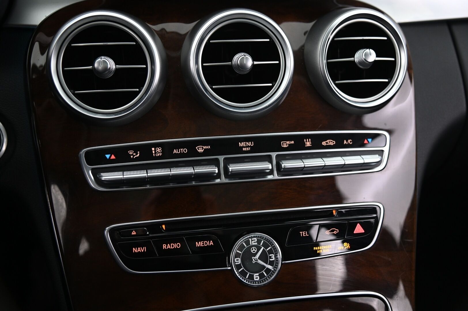 Mercedes-Benz C 2017 250 BlueTec T A 4MATIC Premium Business * Panorama / koukku / Webasto / Burmester / Vakkari / AMG Ulko / 360 Kamera * - Blis / 2x avain / 2x Renkaat / P-Tutka 