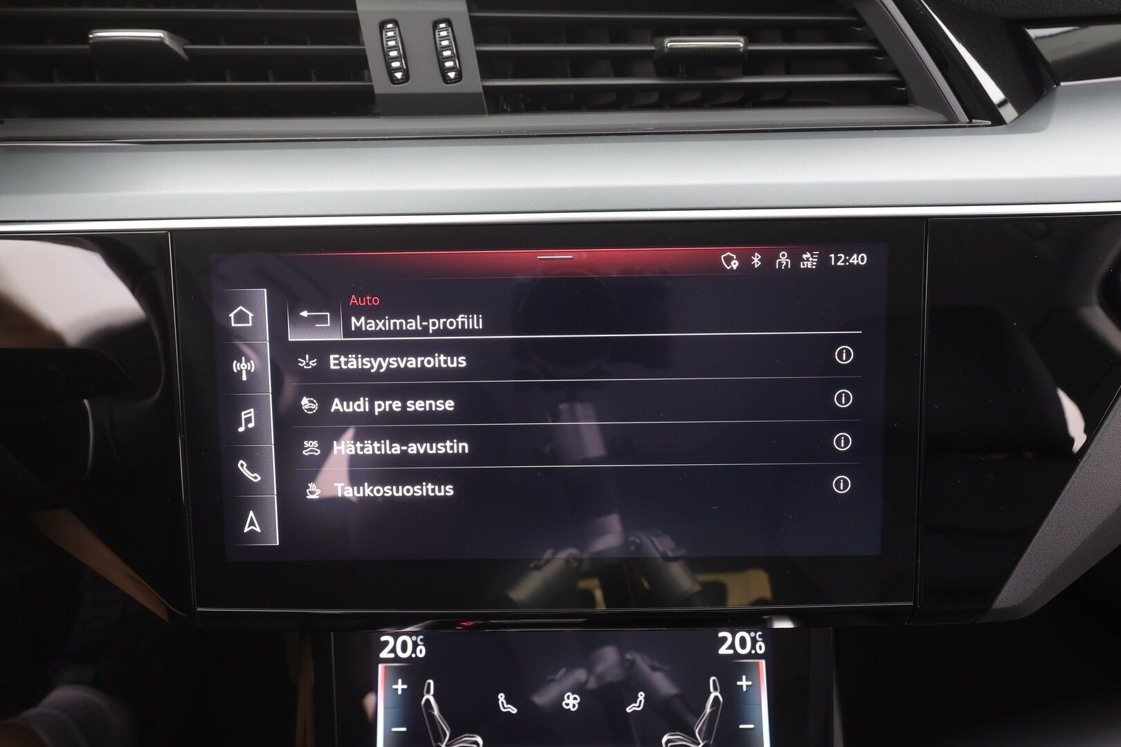 Audi e-tron 2022 Advanced 55 quattro - | ACC | Lisälämmitin | Koukku | Muistipenkki | LED | P.Kamera | Sporttinahat | Apple&Android | Merkkihuollettu | Kahdet Renkaat |