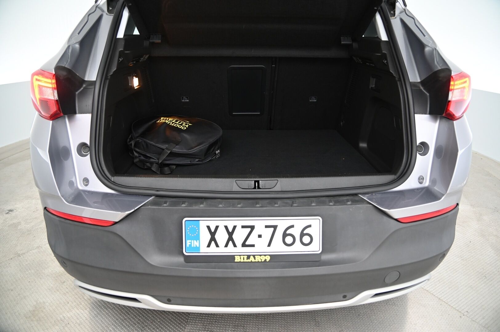 OPEL GRANDLAND X 2021 Innovation 300 PHEV AWD **Adapt. vakkari / Kaistavahti / P.kamera / Navi / Keyless / Apple&Android** - Puolinahat / S*Kontti / Juuri Huollettu