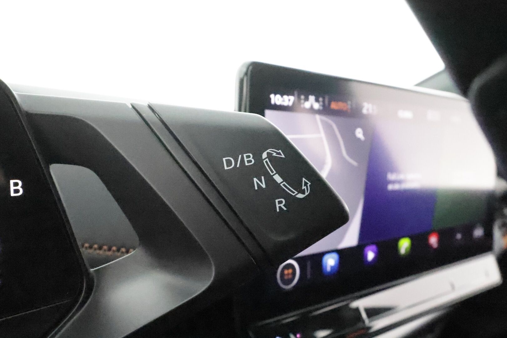 CUPRA BORN 2022 150 kW 58 kWh **Lämpöpumppu / Adapt.vakkari / P.kamera / KeylessGo / Sporttipenkit / Navi** - Kahdet renkaat aluvanteilla