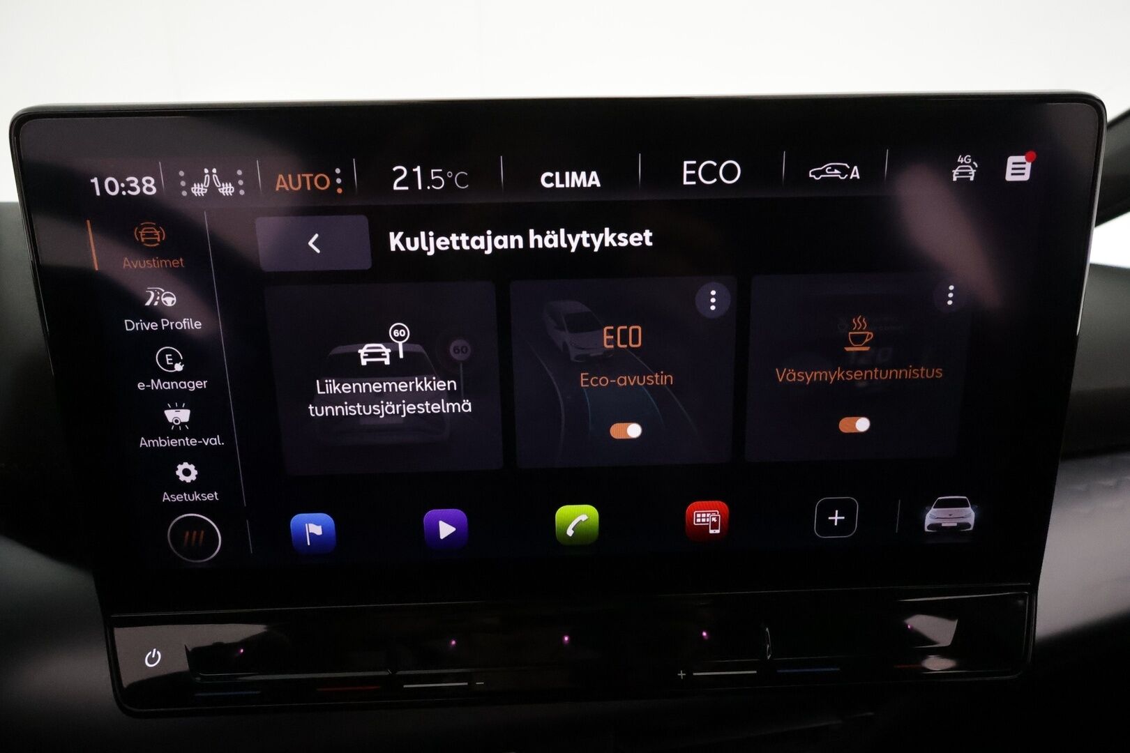 CUPRA BORN 2022 150 kW 58 kWh **Lämpöpumppu / Adapt.vakkari / P.kamera / KeylessGo / Sporttipenkit / Navi** - Kahdet renkaat aluvanteilla