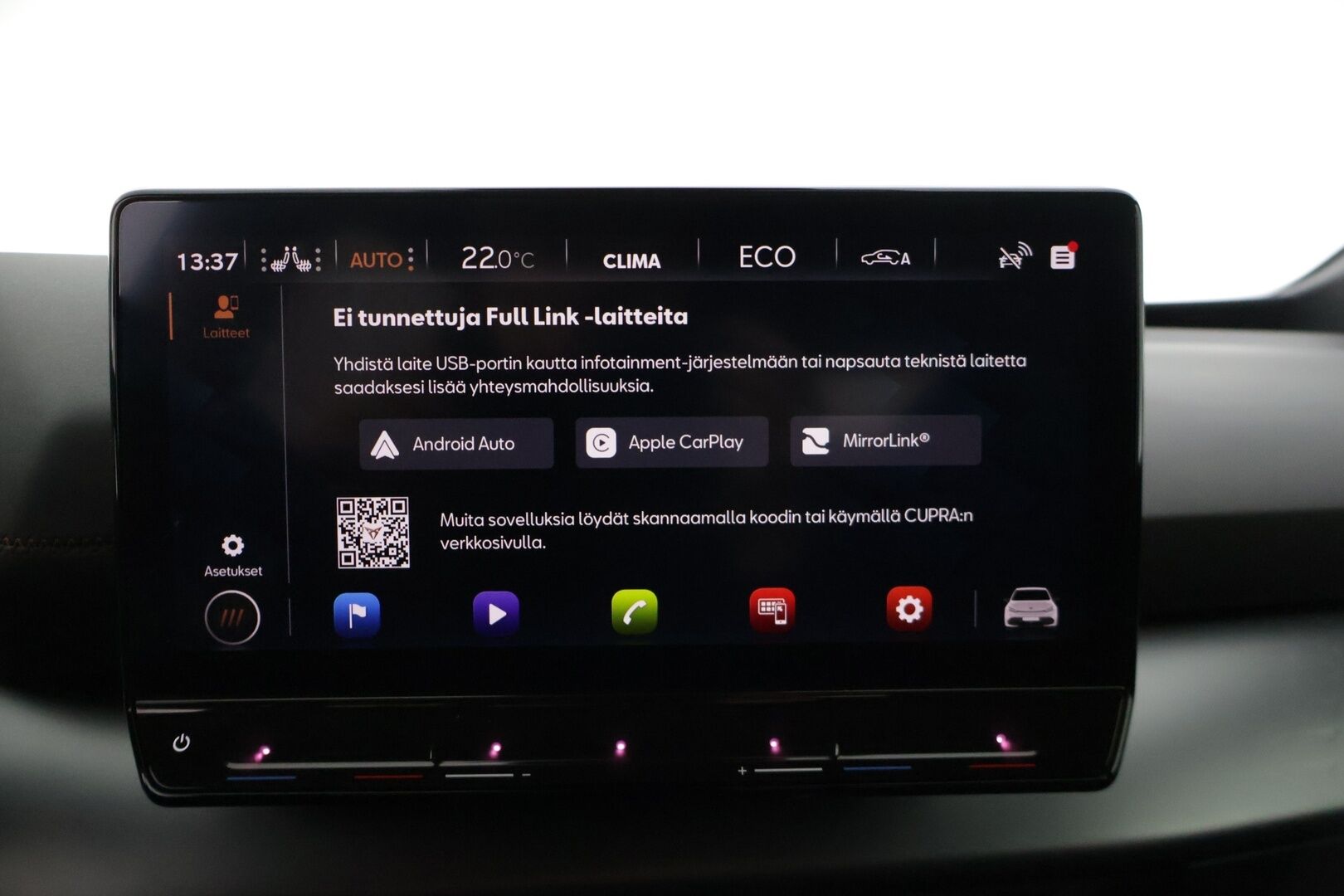 CUPRA Born 2022 e-Boost 170 kW 77 kWh * Lämpöpumppu / HUD / ACC / BLIS / P-Kamera / Navi * - Vähän ajettu! / 2x Vanteet & Renkaat