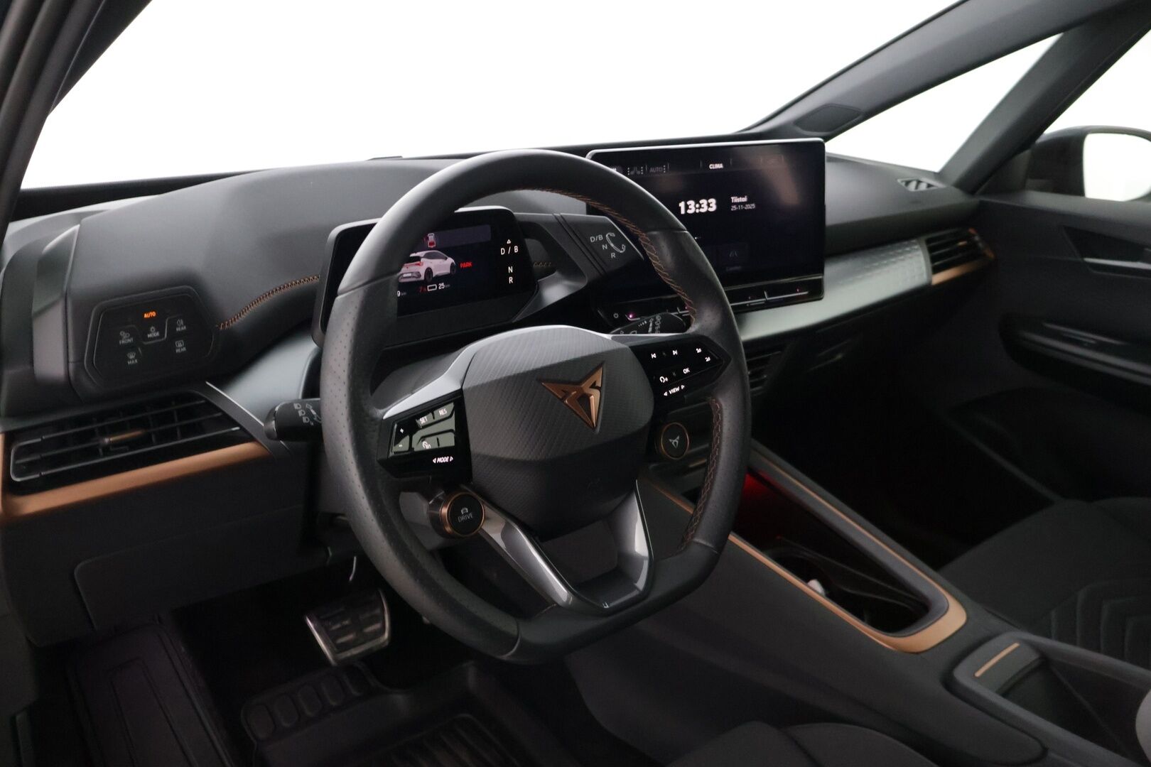 CUPRA Born 2022 e-Boost 170 kW 77 kWh * Lämpöpumppu / HUD / ACC / BLIS / P-Kamera / Navi * - Vähän ajettu! / 2x Vanteet & Renkaat