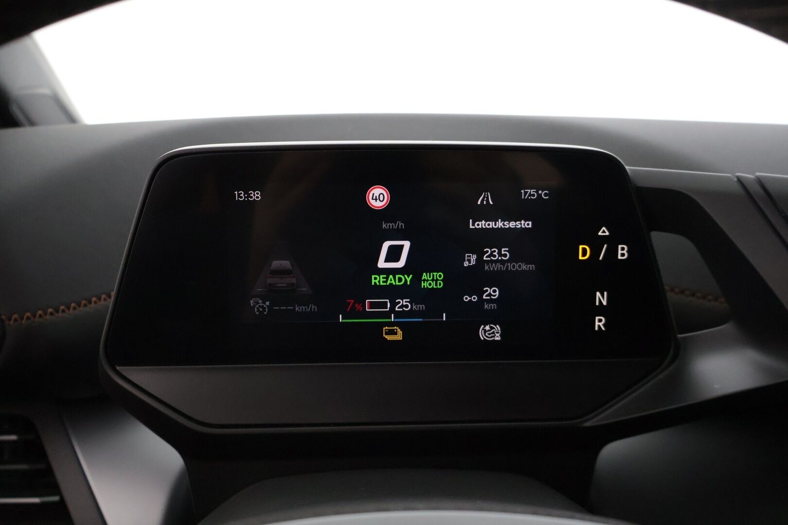 CUPRA Born 2022 e-Boost 170 kW 77 kWh * Lämpöpumppu / HUD / ACC / BLIS / P-Kamera / Navi * - Vähän ajettu! / 2x Vanteet & Renkaat