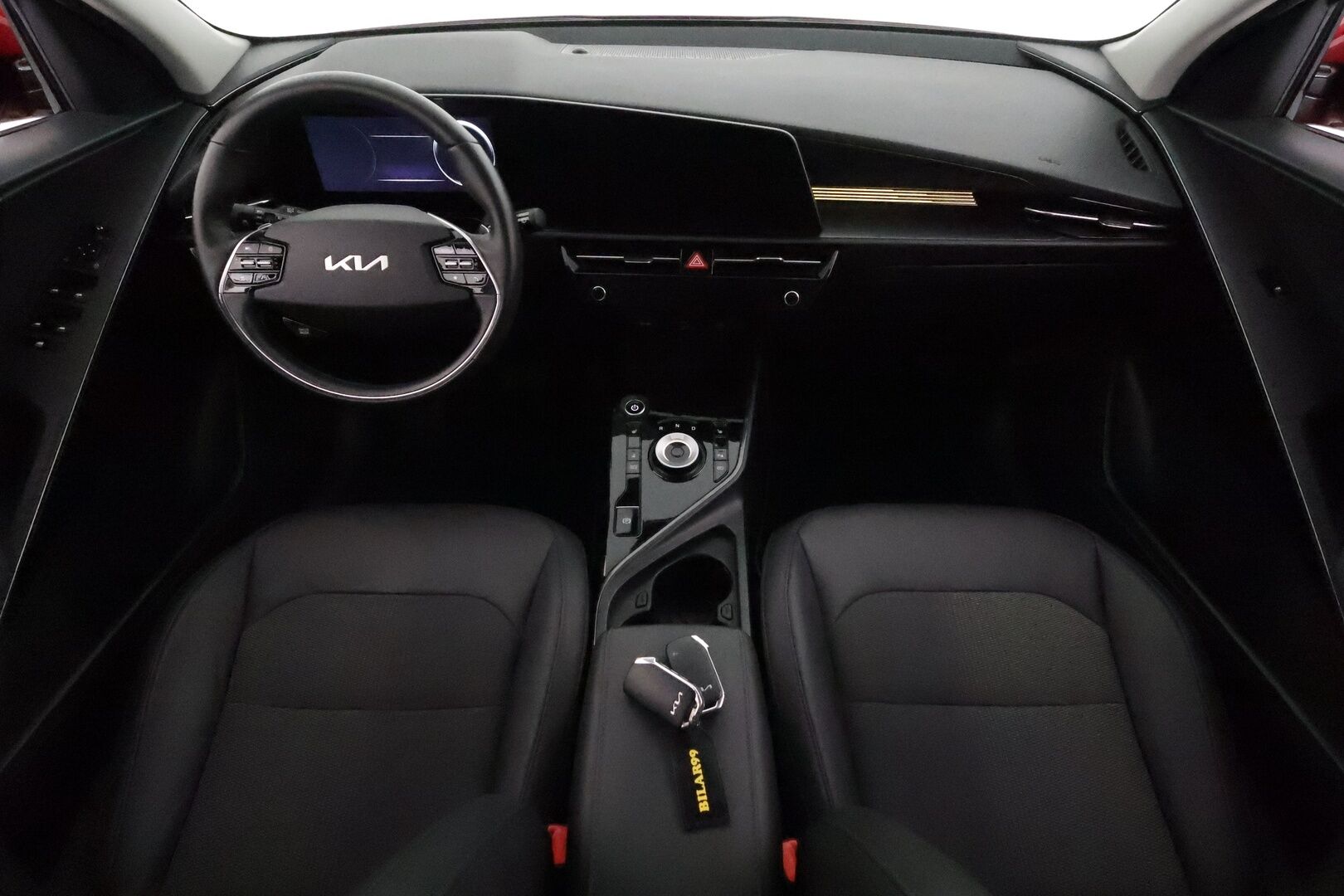 KIA NIRO 2023 Business 64 kWh 204 hv **Adapt.vakkari / Lämpöpumppu / P.kamera / LED / KeylessGo / Digimittaristo / Puolinahat** - Akku kuntotarkastettu / Merkkihuollettu / Kahdet renkaat aluvanteilla / Apple&Android 