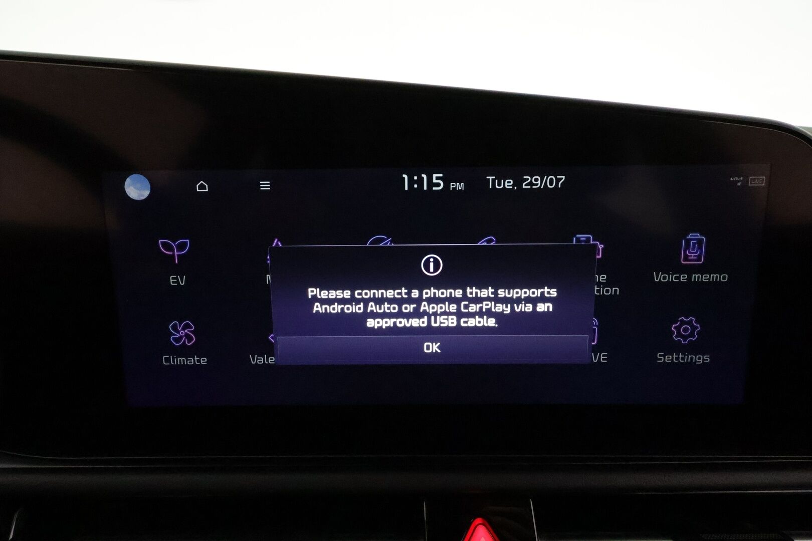 KIA NIRO 2023 Business 64 kWh 204 hv **Adapt.vakkari / Lämpöpumppu / P.kamera / LED / KeylessGo / Digimittaristo / Puolinahat** - Akku kuntotarkastettu / Merkkihuollettu / Kahdet renkaat aluvanteilla / Apple&Android 