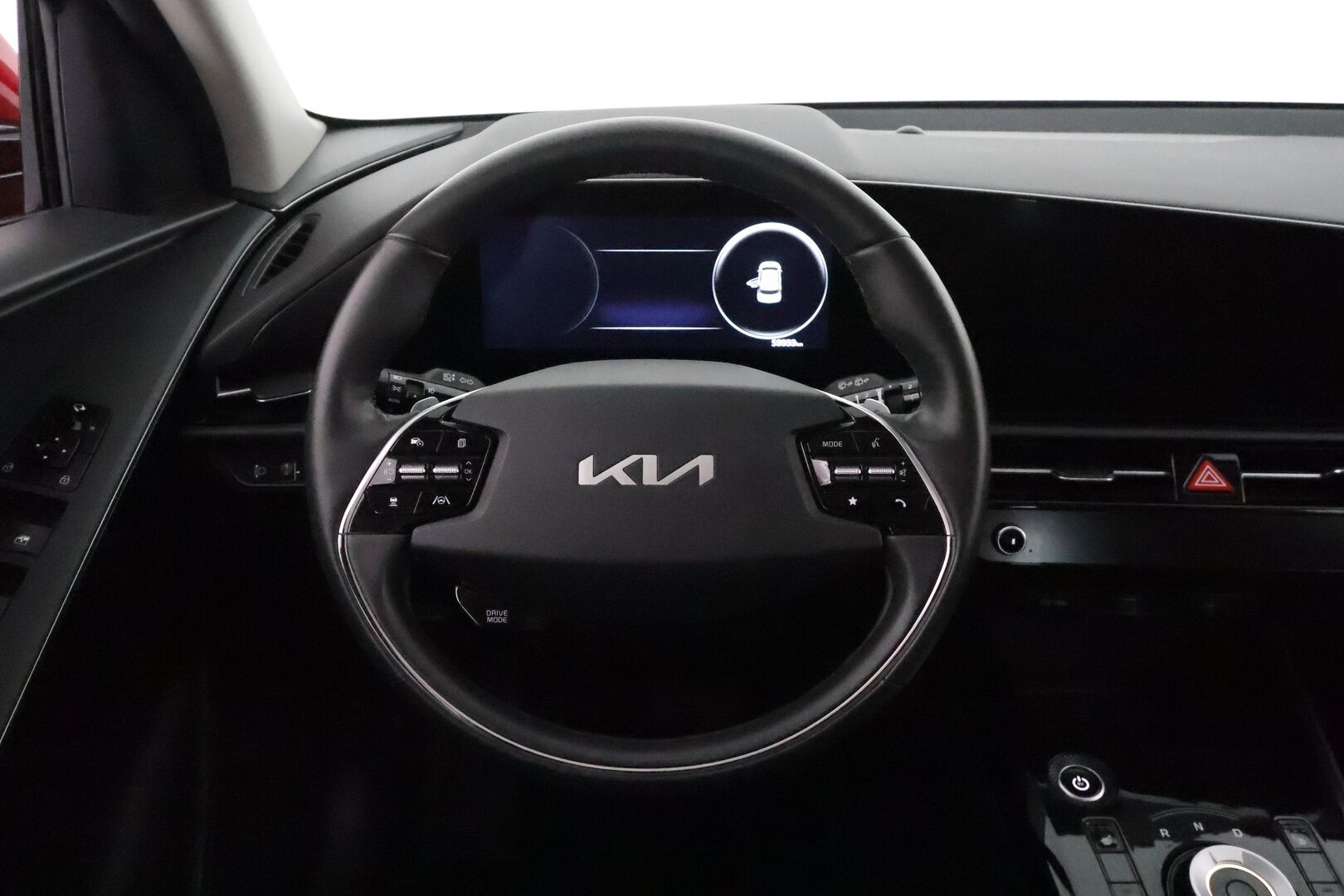KIA NIRO 2023 Business 64 kWh 204 hv **Adapt.vakkari / Lämpöpumppu / P.kamera / LED / KeylessGo / Digimittaristo / Puolinahat** - Akku kuntotarkastettu / Merkkihuollettu / Kahdet renkaat aluvanteilla / Apple&Android 