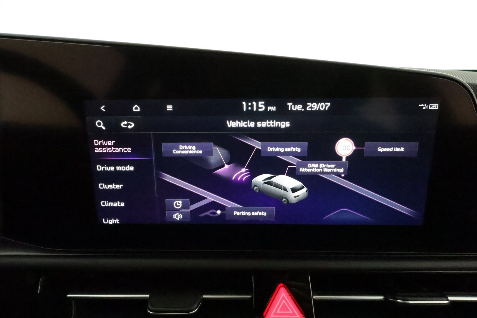 KIA NIRO 2023 Business 64 kWh 204 hv **Adapt.vakkari / Lämpöpumppu / P.kamera / LED / KeylessGo / Digimittaristo / Puolinahat** - Akku kuntotarkastettu / Merkkihuollettu / Kahdet renkaat aluvanteilla / Apple&Android 