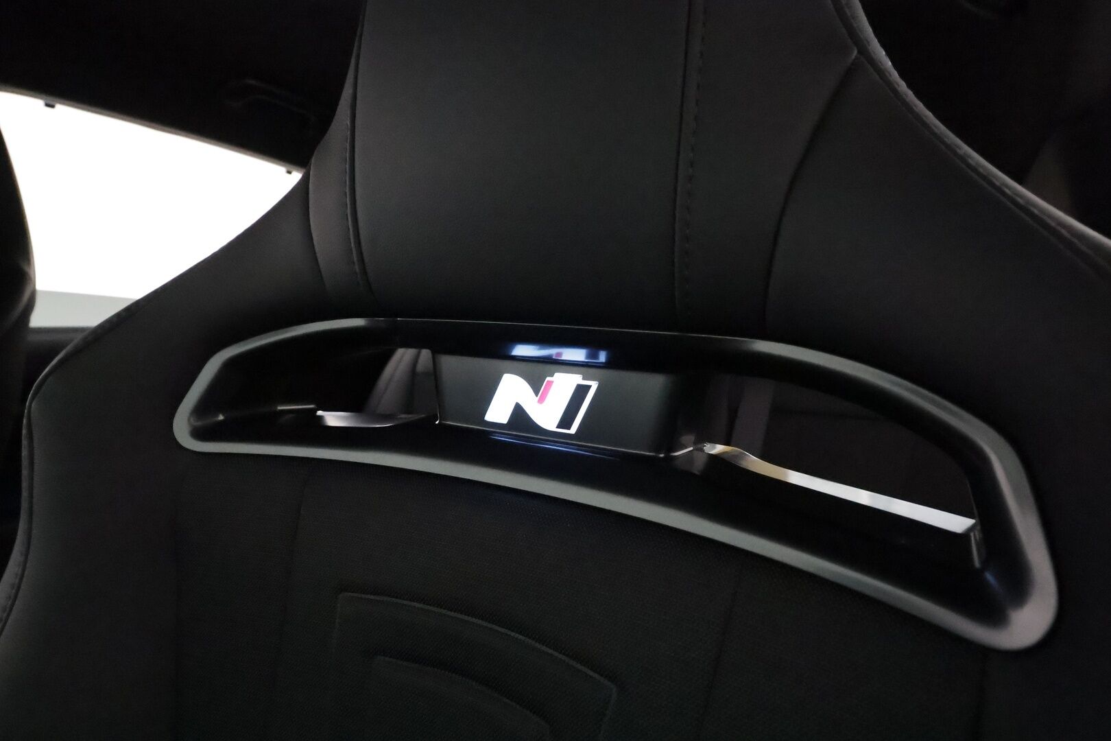 HYUNDAI IONIQ 5 2024 IONIQ 5 N **HUD / Sporttipenkit / Adapt.vakkari / 360.kamera / KeylessGo / Lämpöpumppu** - 2,99 % KORKOTARJOUS TÄHÄN AUTOON - Akku kuntotarkastettu / Bose / LED / Apple&Android / Digimittaristo 