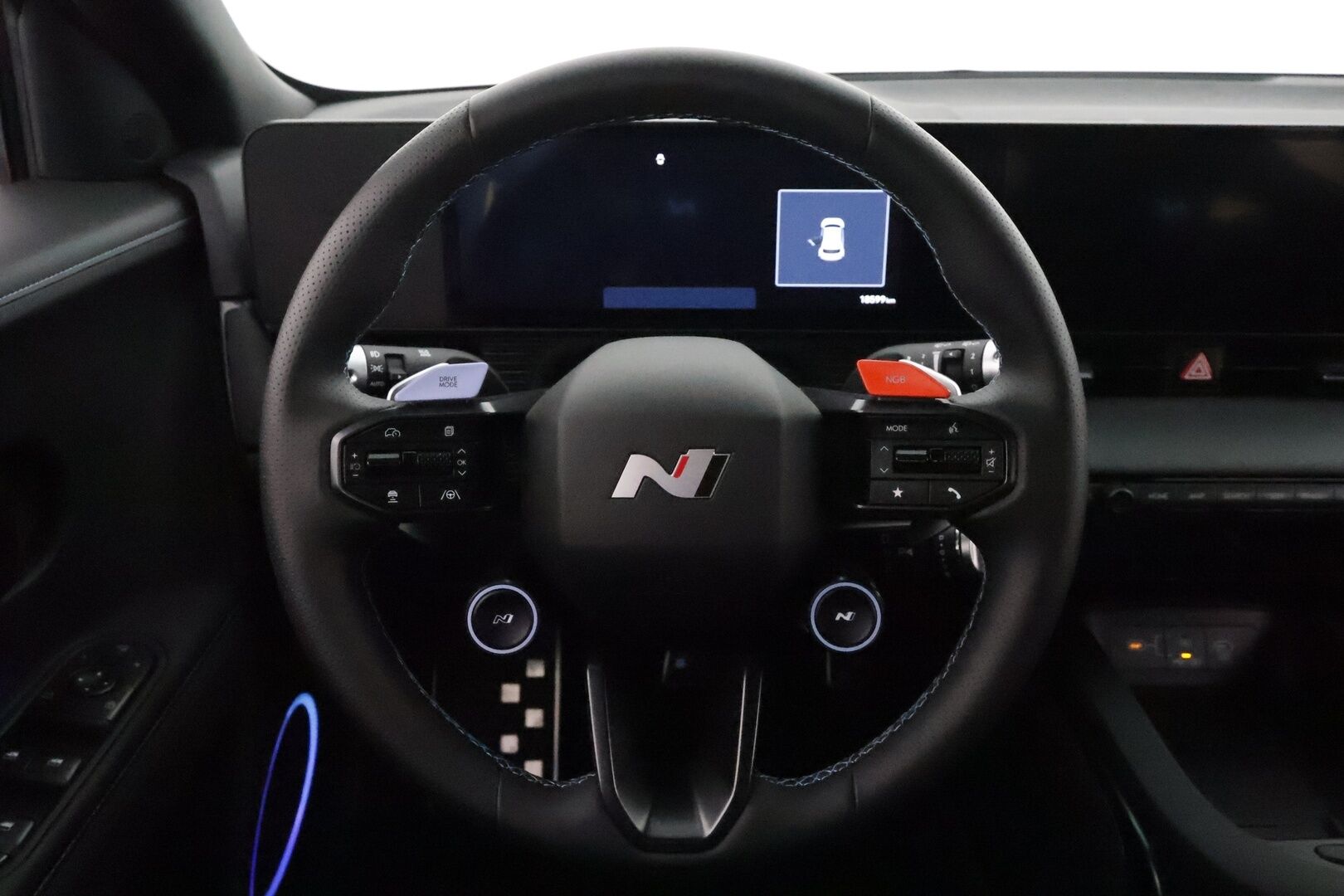 HYUNDAI IONIQ 5 2024 IONIQ 5 N **HUD / Sporttipenkit / Adapt.vakkari / 360.kamera / KeylessGo / Lämpöpumppu** - 2,99 % KORKOTARJOUS TÄHÄN AUTOON - Akku kuntotarkastettu / Bose / LED / Apple&Android / Digimittaristo 