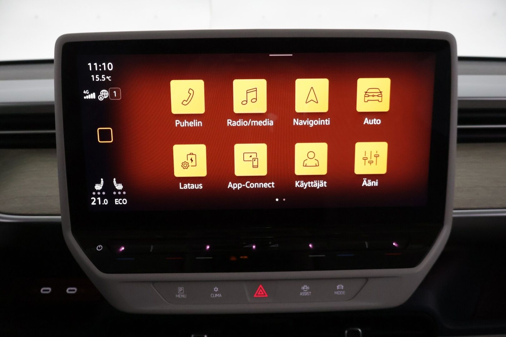 VOLKSWAGEN ID. BUZZ 2023 150kW PRO Business **Adapt.Vakkari / Sähköliukuovet / Matrix-LED / P.kamera / Koukku / Navi / Hierovat Sportpenkit Muistilla / Keyless** - Akku kuntotarkastettu / 2x Latauskaapelit / Merkkihuollettu!