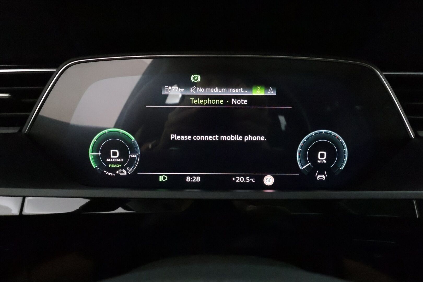 AUDI E-TRON 2023 55 **Adapt.vakkari / Sähköpenkit / Muistipenkki / P.kamera / Digimittaristo / Puolinahat / Panorama / Navi / Ilma-alusta** - 3,99 % KORKOTARJOUS TÄHÄN AUTOON - Kahdet renkaat aluvanteilla / Merkkihuollettu