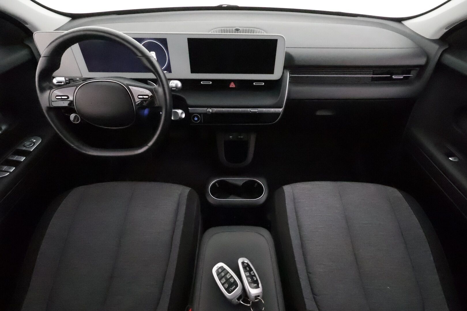HYUNDAI IONIQ 5 2022 73 kWh 305 hv AWD Style - Lämpöpumppu / Adapt.Vakkari / 360-Kamera / BLIS / Digimittari / HDA / KeylessGo / Hyvät varusteet / Juuri tullut Tampereelle!
