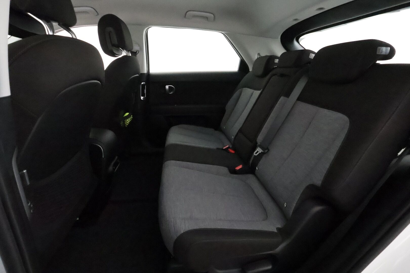 HYUNDAI IONIQ 5 2022 73 kWh 305 hv AWD Style - Lämpöpumppu / Adapt.Vakkari / 360-Kamera / BLIS / Digimittari / HDA / KeylessGo / Hyvät varusteet / Juuri tullut Tampereelle!