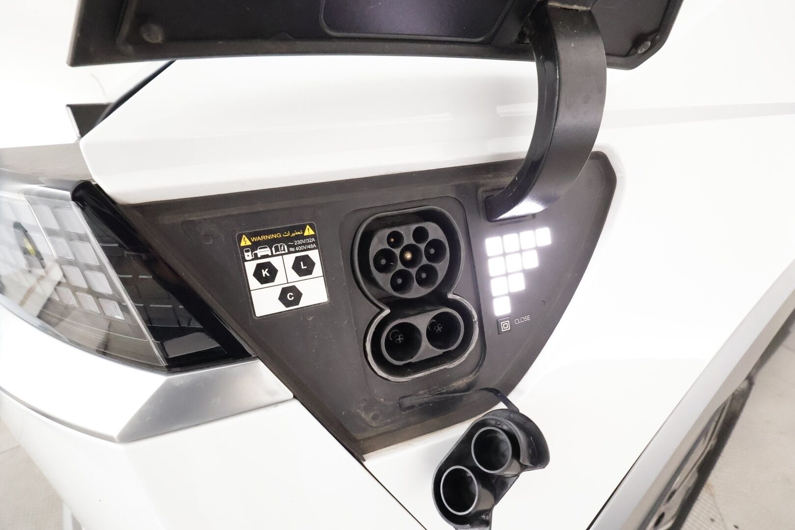 HYUNDAI IONIQ 5 2022 73 kWh 305 hv AWD Style - Lämpöpumppu / Adapt.Vakkari / 360-Kamera / BLIS / Digimittari / HDA / KeylessGo / Hyvät varusteet / Juuri tullut Tampereelle!