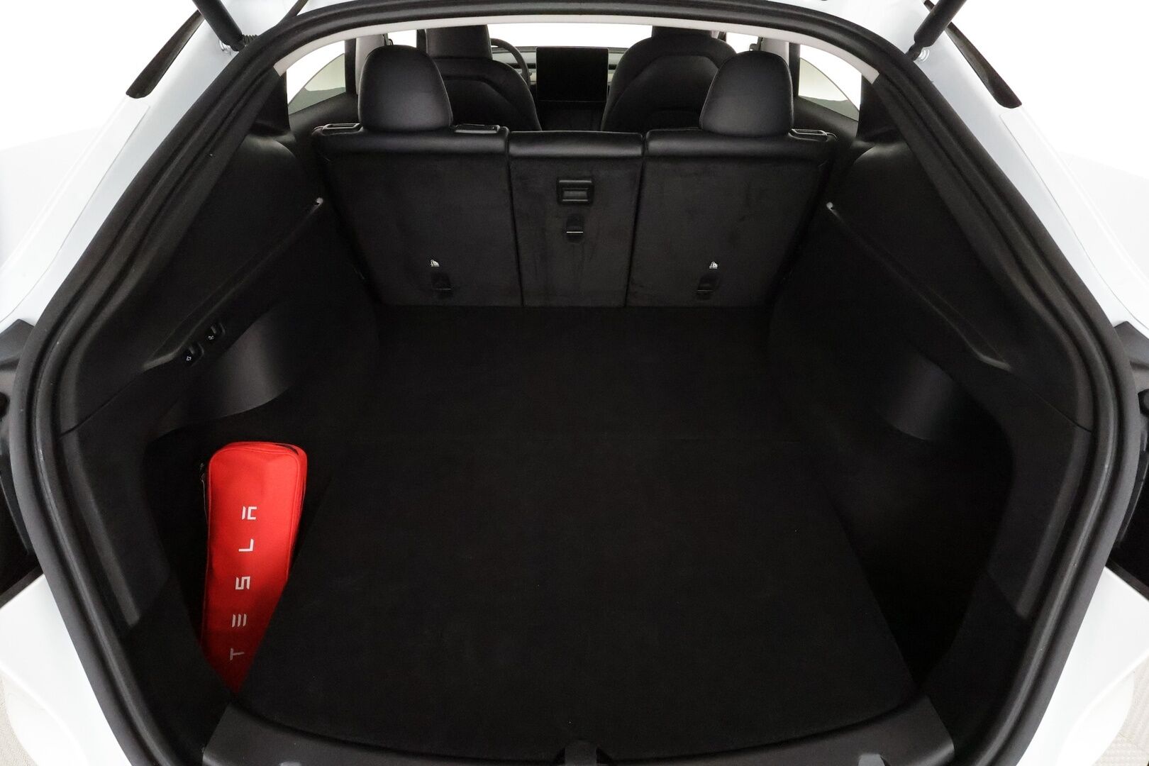 TESLA MODEL Y 2022 Long Range Dual Motor AWD **Lasikatto / Lämpöpumppu / Adapt.Vakkari / Matrix-LED / P. Kamera / Muistipenkki / Navi** - 3,99 % KORKOTARJOUS TÄHÄN AUTOON 31.8. ASTI! - 
