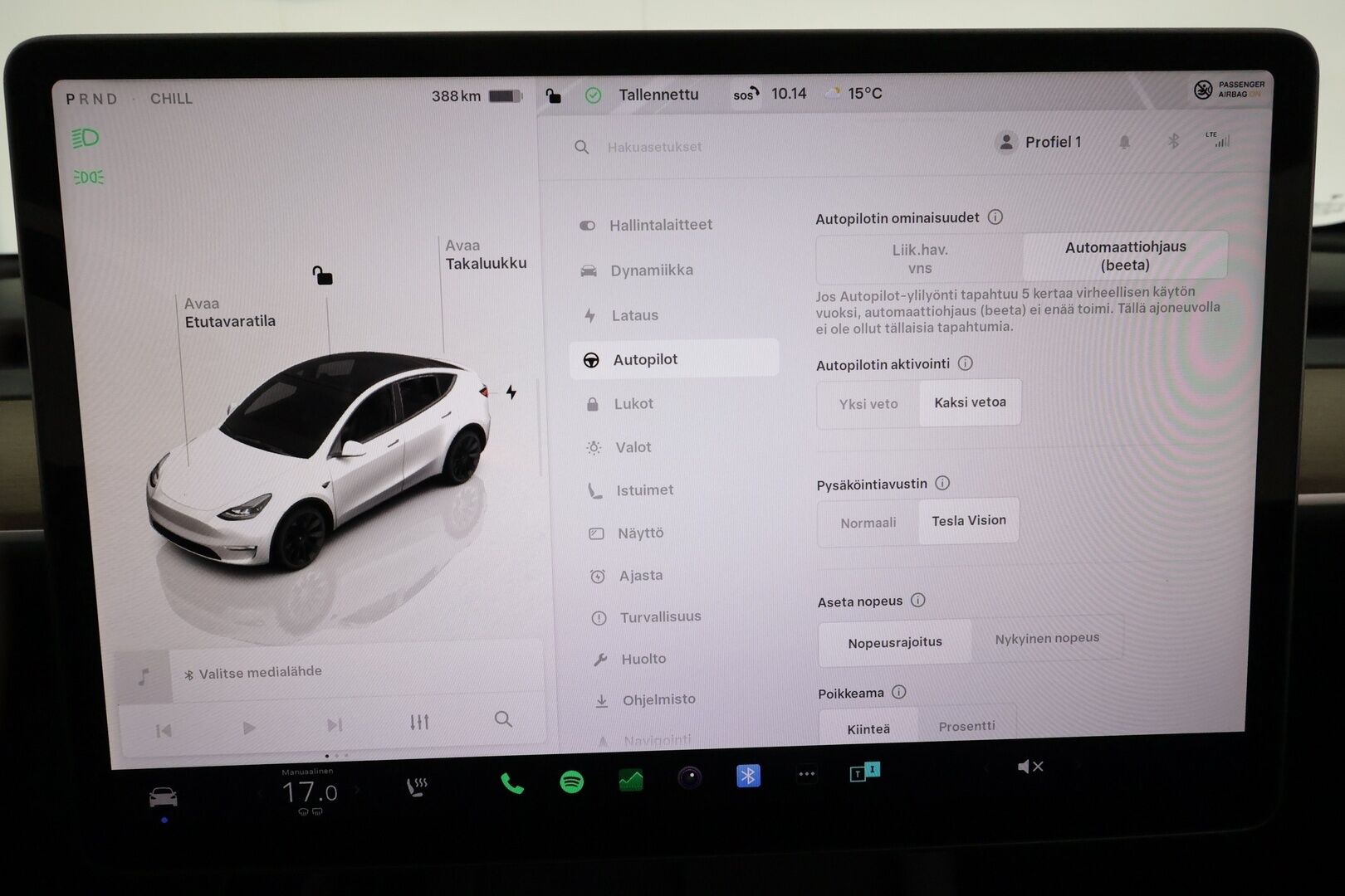 TESLA MODEL Y 2022 Long Range Dual Motor AWD **Lasikatto / Lämpöpumppu / Adapt.Vakkari / Matrix-LED / P. Kamera / Muistipenkki / Navi** - 3,99 % KORKOTARJOUS TÄHÄN AUTOON 31.8. ASTI! - 